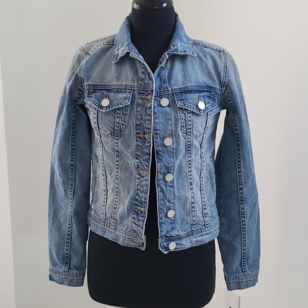 Blank nyc XS denim jacket distressed